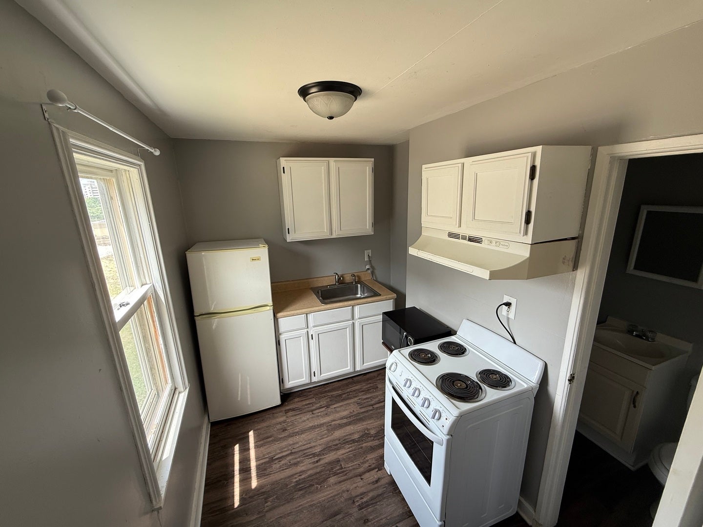 86 N 4th Street, #2, Aurora, IL 60505 86 N 4th Street, #2, Aurora, IL 60505