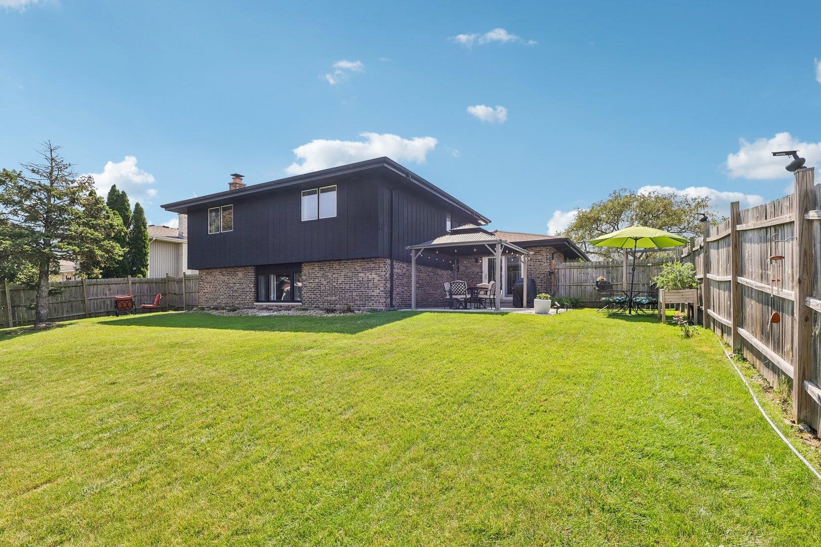 8818 172nd Street, Tinley Park, IL 60487