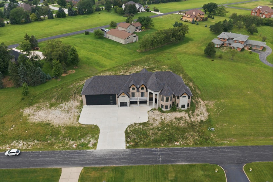 Property photo for 7120 W Boyington Lane, Monee, IL