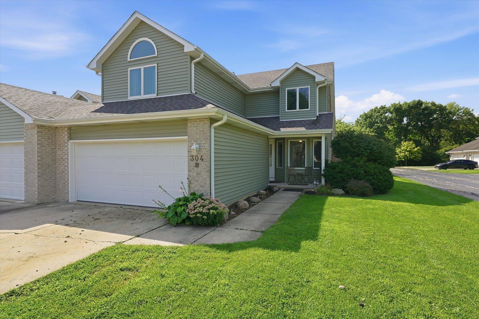 304 GRANDE Drive, #B, Minooka, IL 60447 304 GRANDE Drive, #B, Minooka, IL 60447