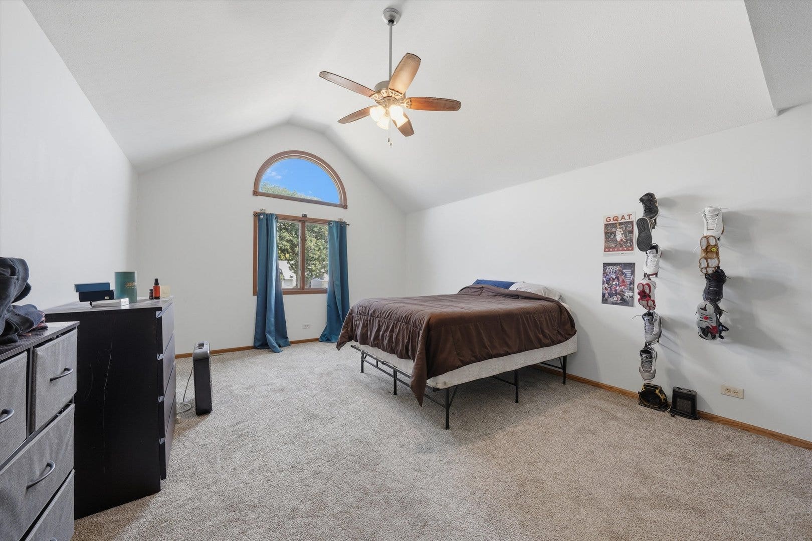 304 GRANDE Drive, #B, Minooka, IL 60447 304 GRANDE Drive, #B, Minooka, IL 60447