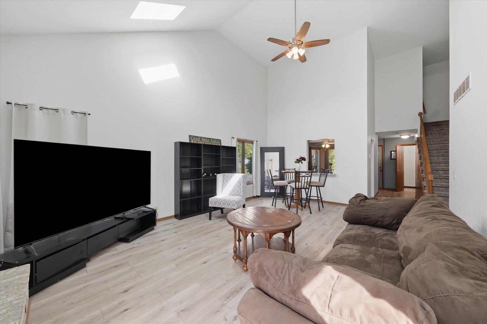 304 GRANDE Drive, #B, Minooka, IL 60447 304 GRANDE Drive, #B, Minooka, IL 60447