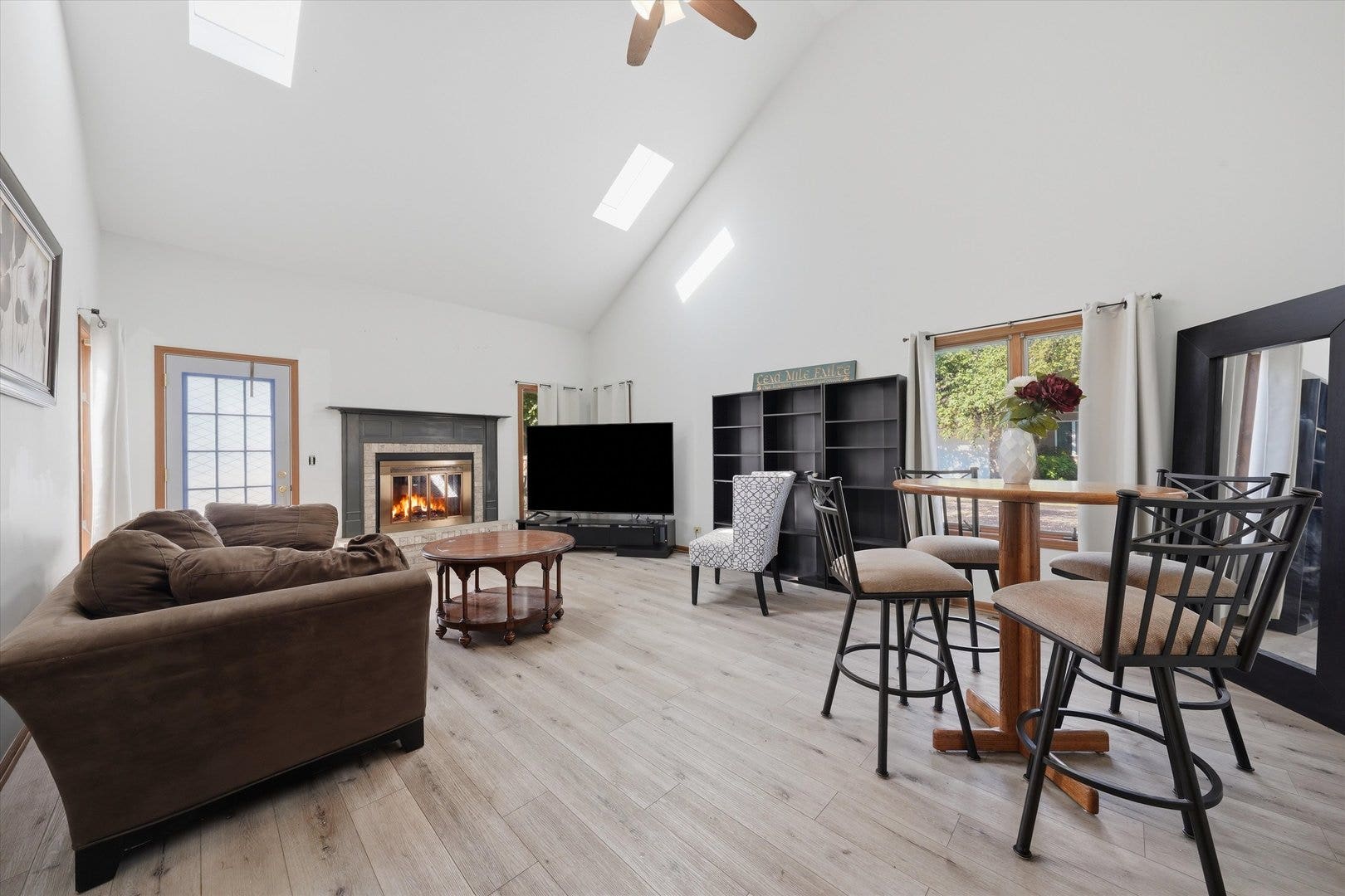 304 GRANDE Drive, #B, Minooka, IL 60447 304 GRANDE Drive, #B, Minooka, IL 60447