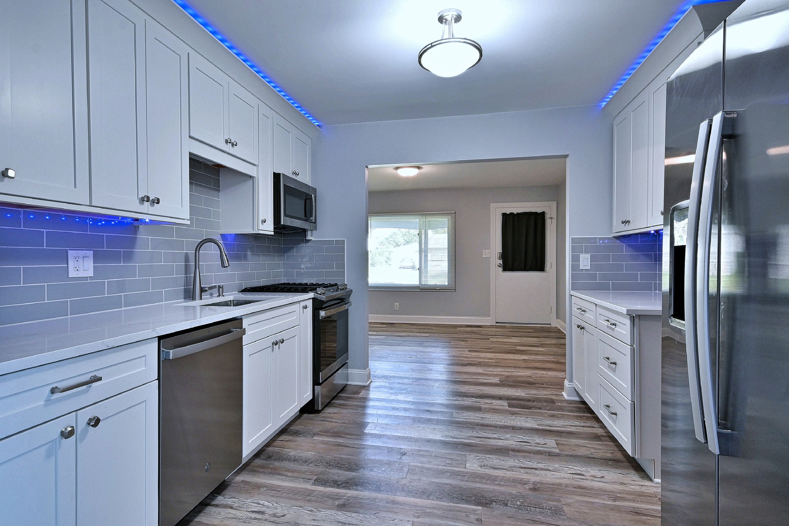 129 Springleaf Drive, Bolingbrook, IL 60440 129 Springleaf Drive, Bolingbrook, IL 60440