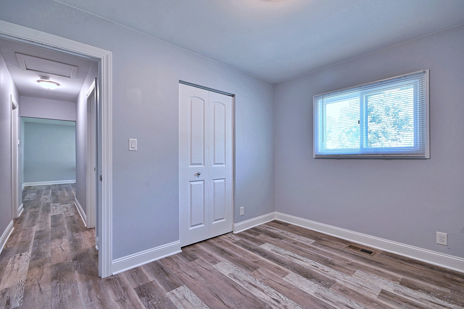 129 Springleaf Drive, Bolingbrook, IL 60440 129 Springleaf Drive, Bolingbrook, IL 60440