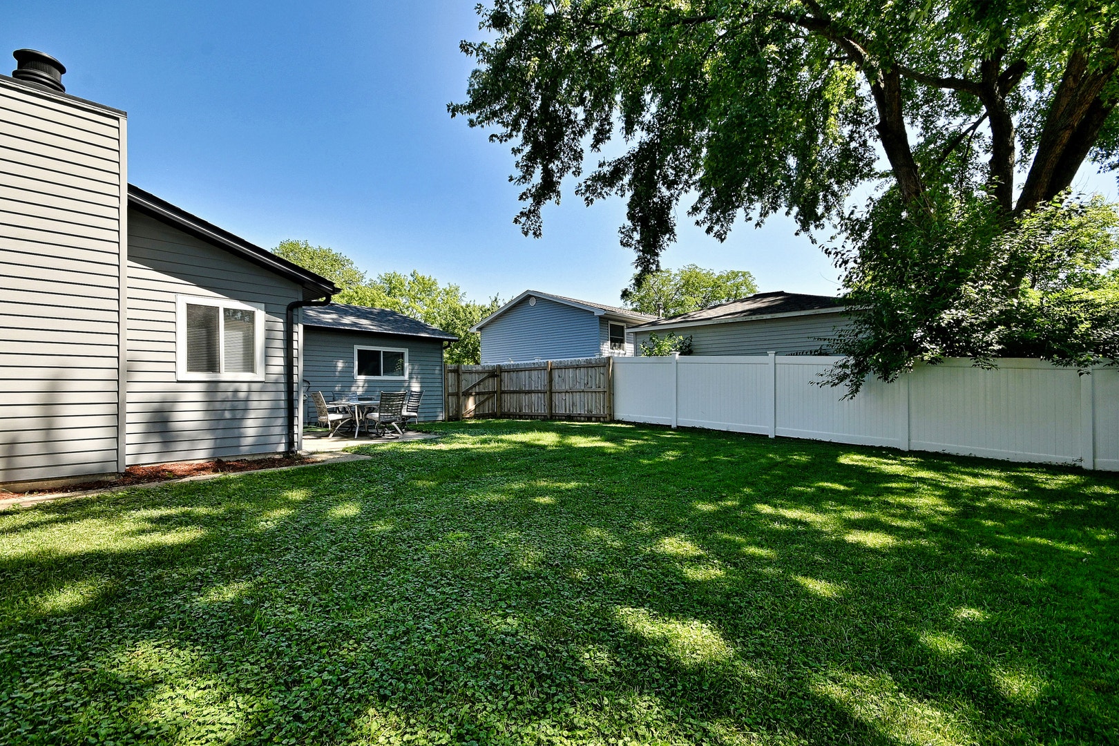 129 Springleaf Drive, Bolingbrook, IL 60440 129 Springleaf Drive, Bolingbrook, IL 60440