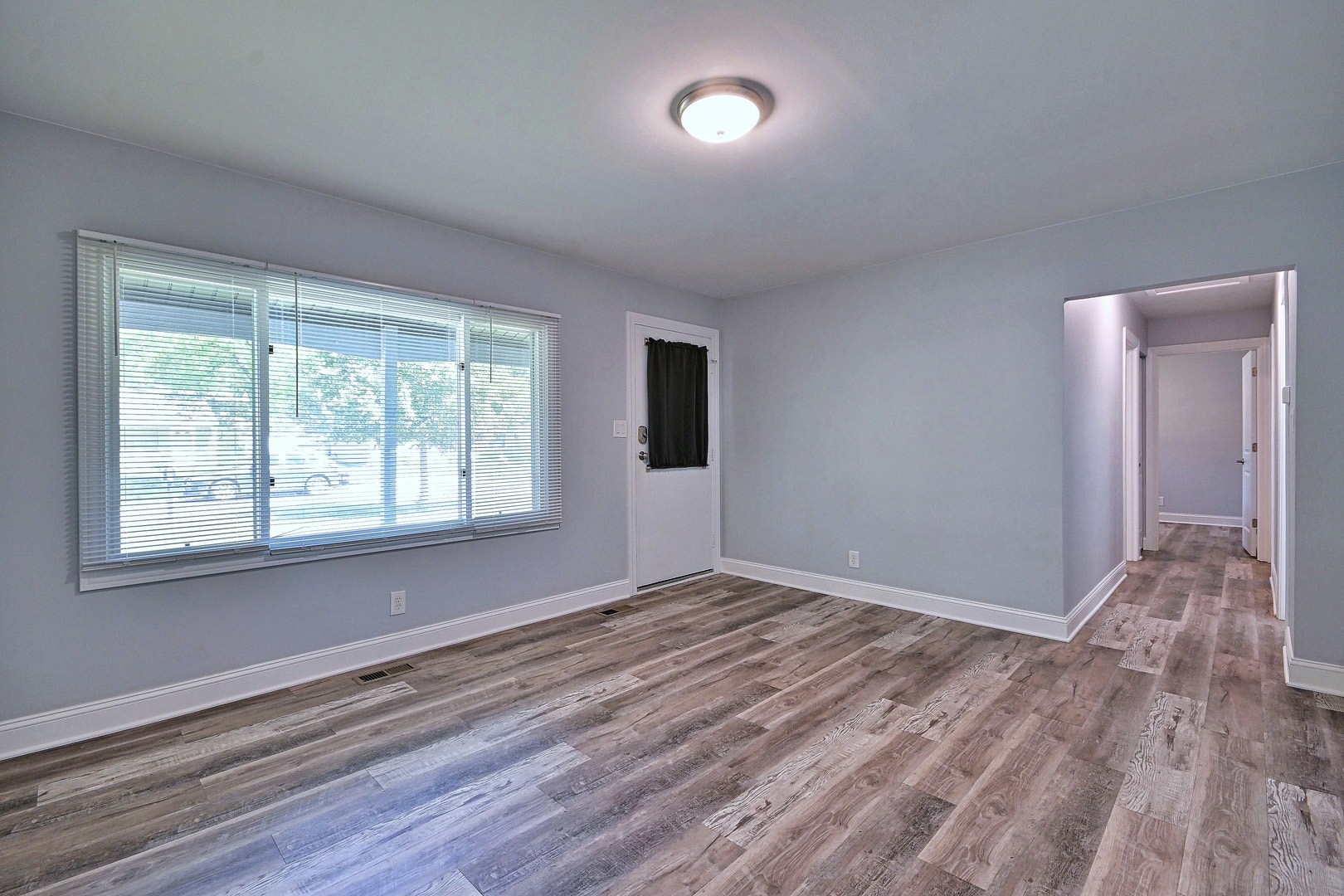 129 Springleaf Drive, Bolingbrook, IL 60440 129 Springleaf Drive, Bolingbrook, IL 60440