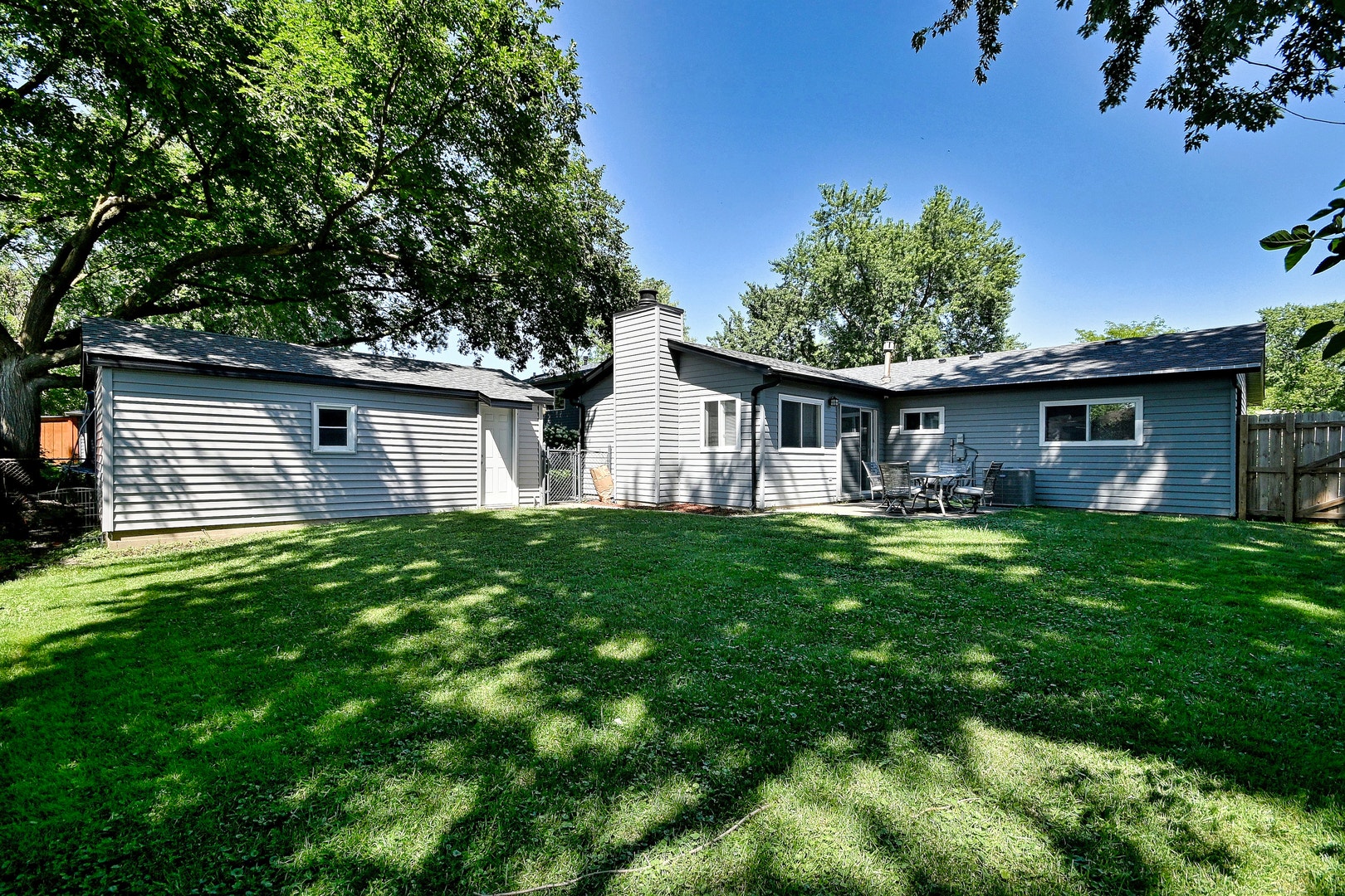 129 Springleaf Drive, Bolingbrook, IL 60440 129 Springleaf Drive, Bolingbrook, IL 60440