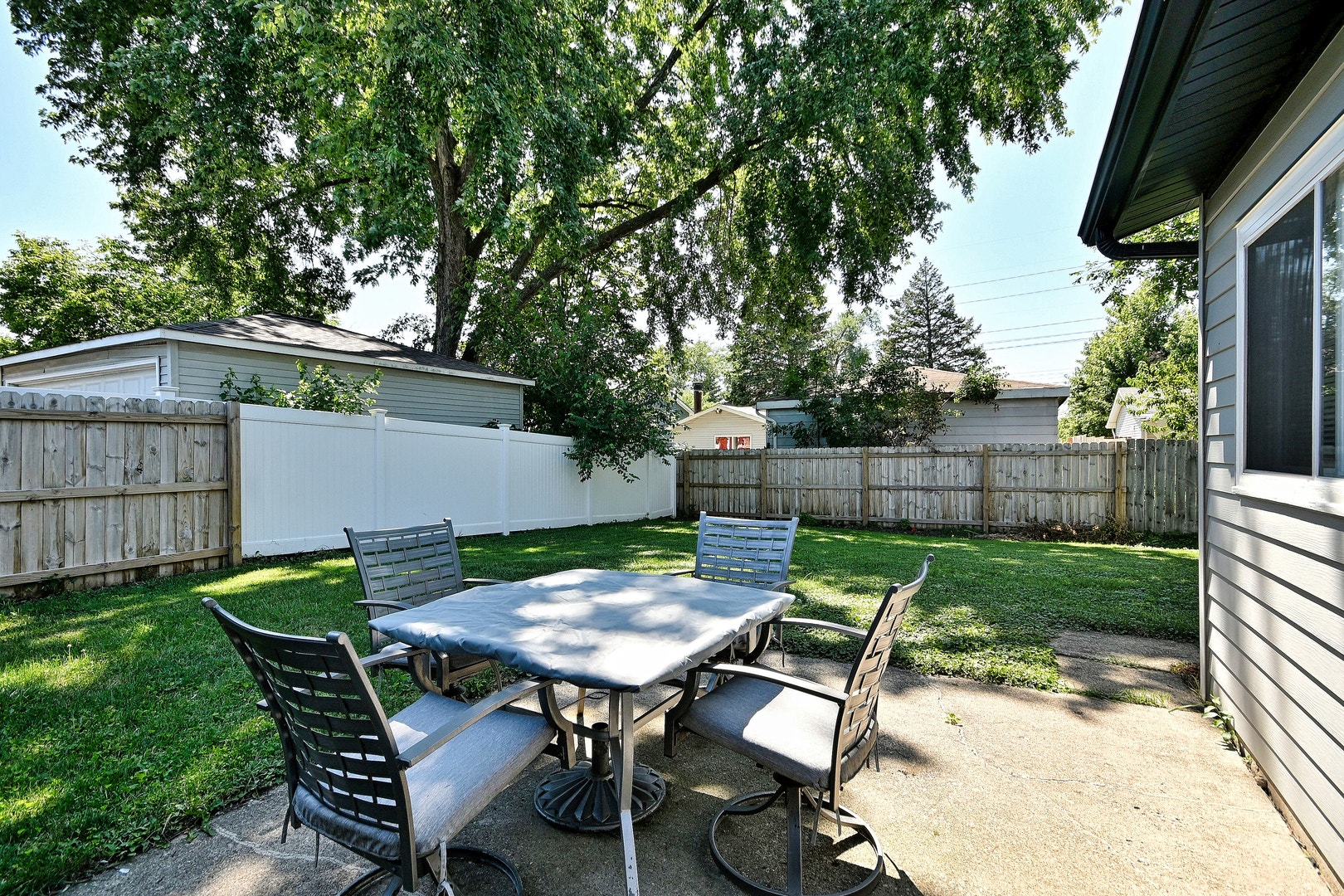 129 Springleaf Drive, Bolingbrook, IL 60440 129 Springleaf Drive, Bolingbrook, IL 60440