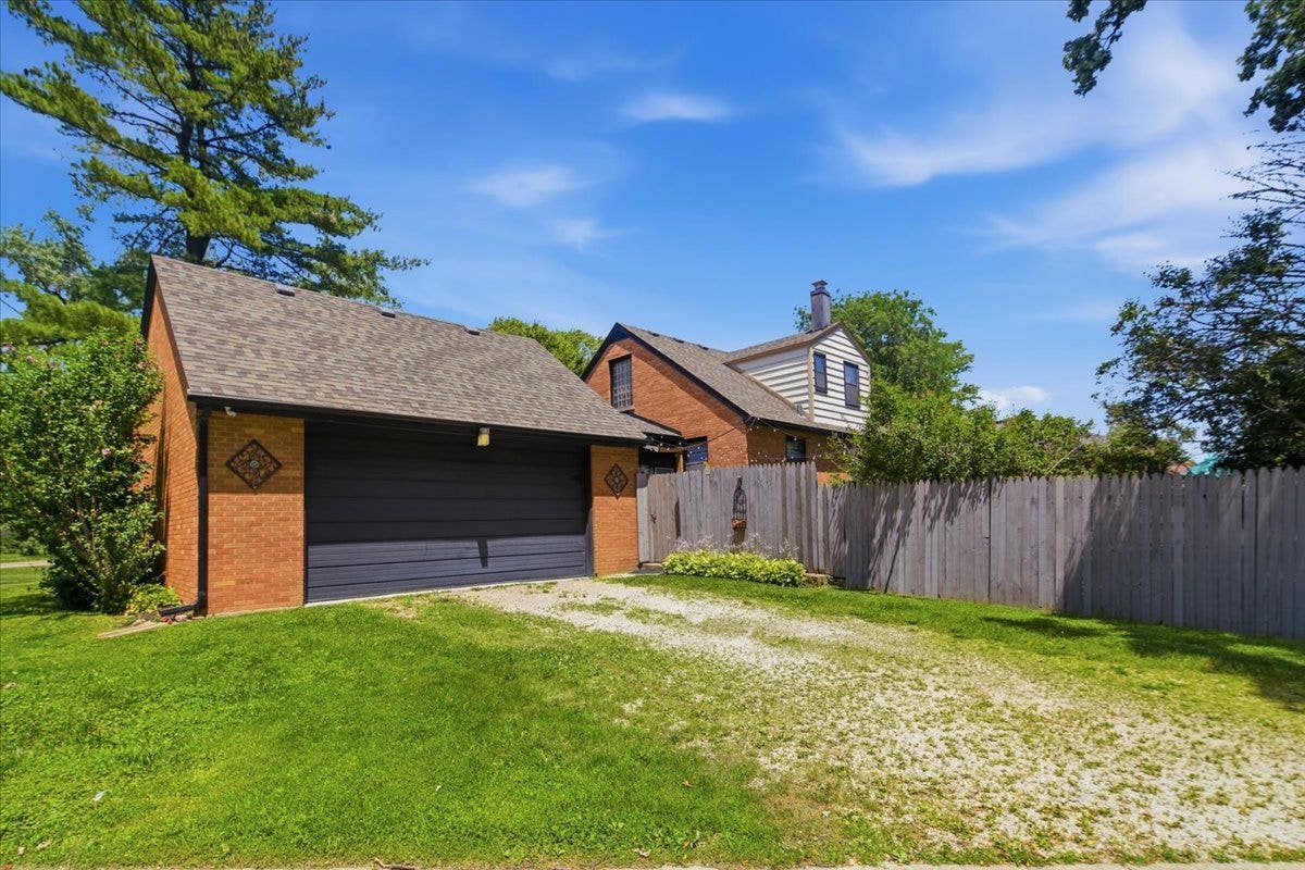 928 Grand Boulevard, Joliet, IL 60436