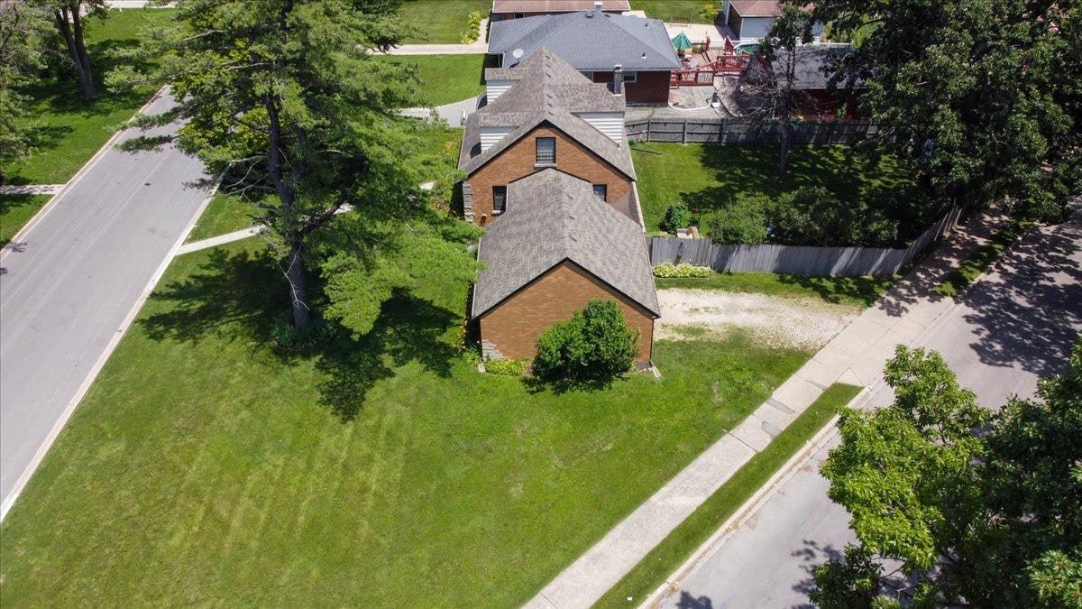 928 Grand Boulevard, Joliet, IL 60436