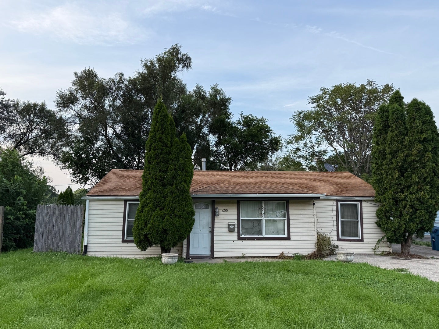 600 Parker Avenue, Aurora, IL 60505 600 Parker Avenue, Aurora, IL 60505