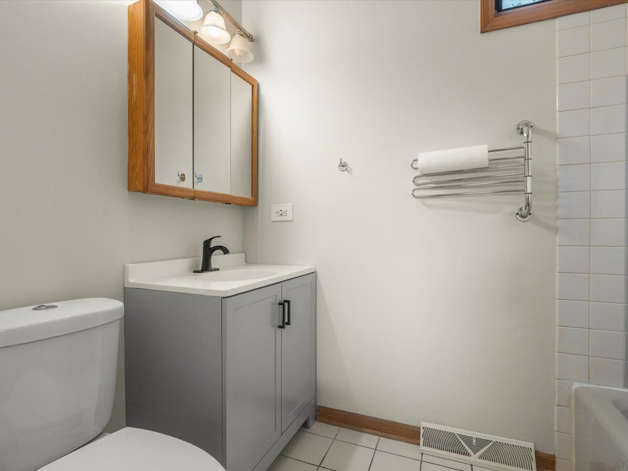 2615 Poplar View Bend, Elgin, IL 60120 2615 Poplar View Bend, Elgin, IL 60120