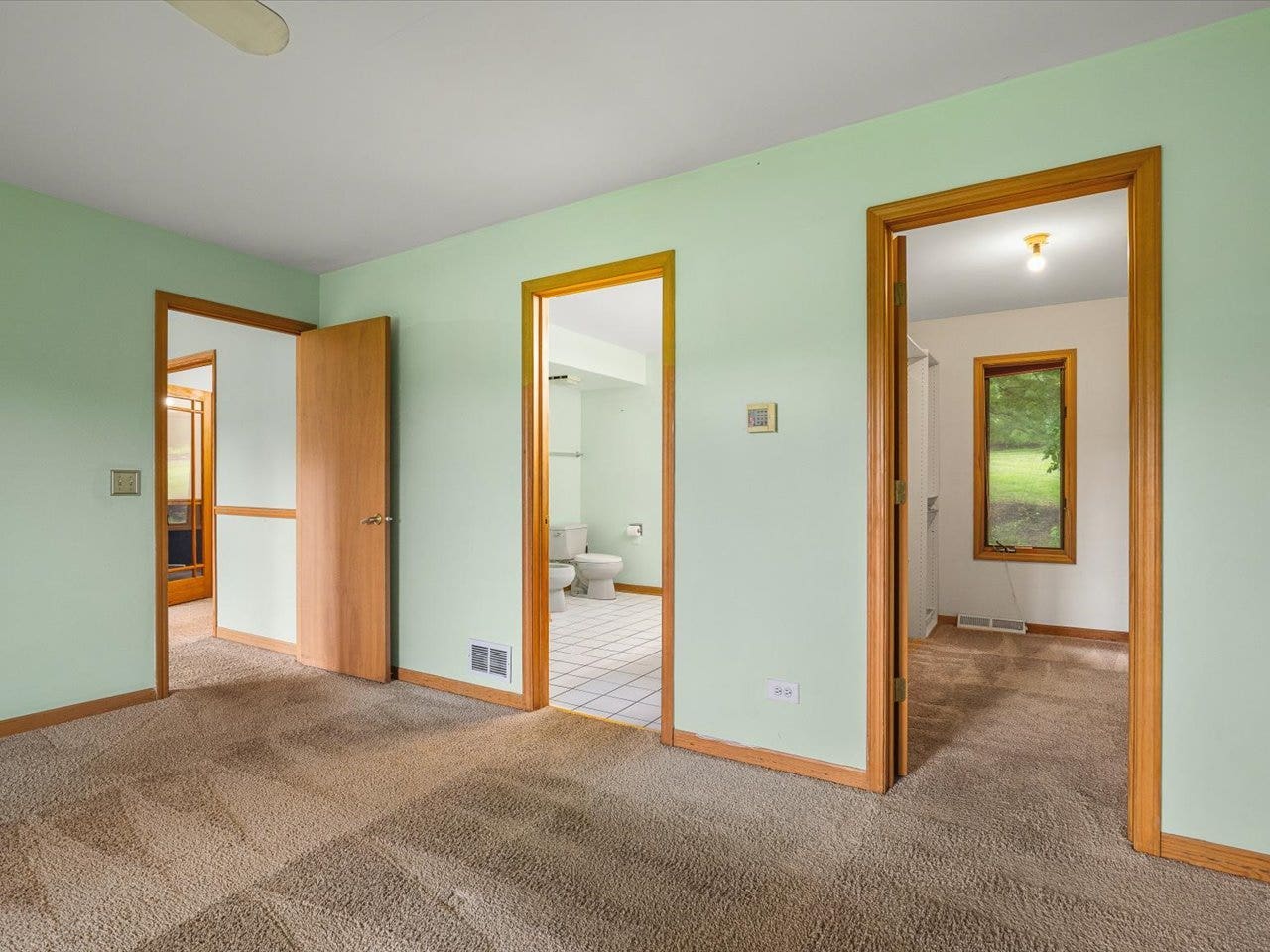 2615 Poplar View Bend, Elgin, IL 60120 2615 Poplar View Bend, Elgin, IL 60120