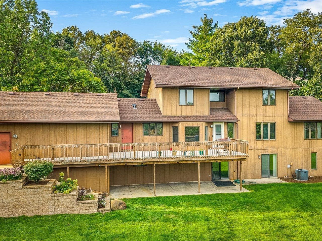 2615 Poplar View Bend, Elgin, IL 60120 2615 Poplar View Bend, Elgin, IL 60120