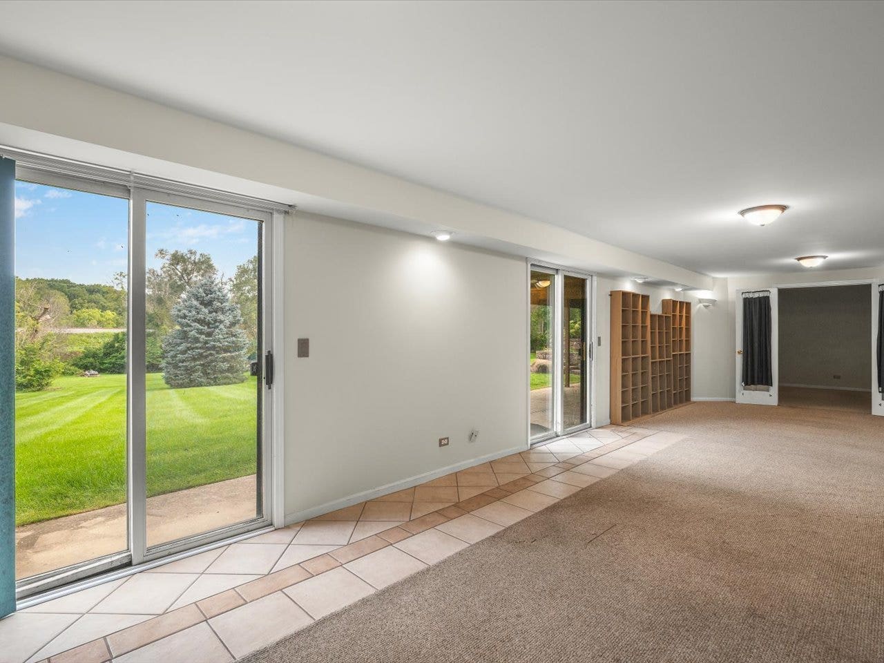 2615 Poplar View Bend, Elgin, IL 60120 2615 Poplar View Bend, Elgin, IL 60120