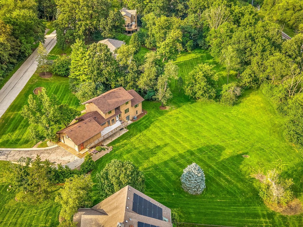 2615 Poplar View Bend, Elgin, IL 60120 2615 Poplar View Bend, Elgin, IL 60120