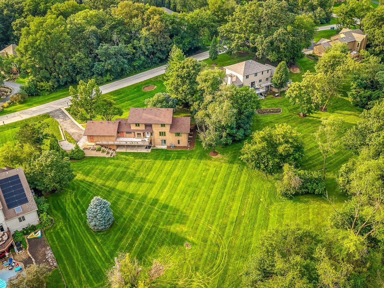2615 Poplar View Bend, Elgin, IL 60120 2615 Poplar View Bend, Elgin, IL 60120