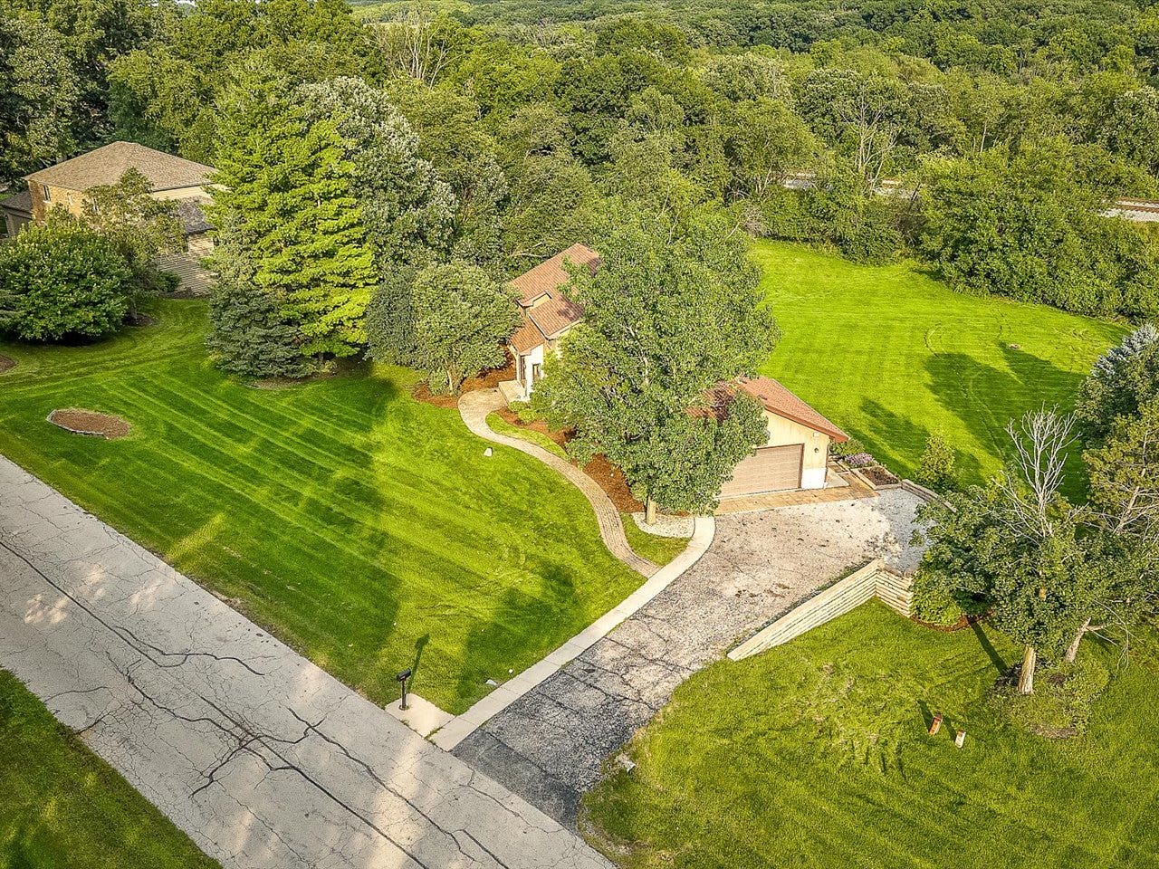 2615 Poplar View Bend, Elgin, IL 60120 2615 Poplar View Bend, Elgin, IL 60120