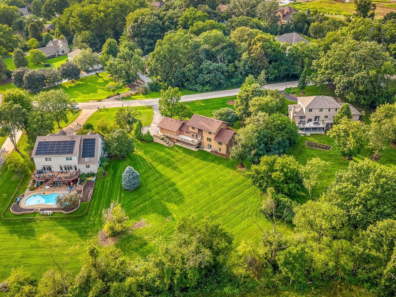 2615 Poplar View Bend, Elgin, IL 60120 2615 Poplar View Bend, Elgin, IL 60120