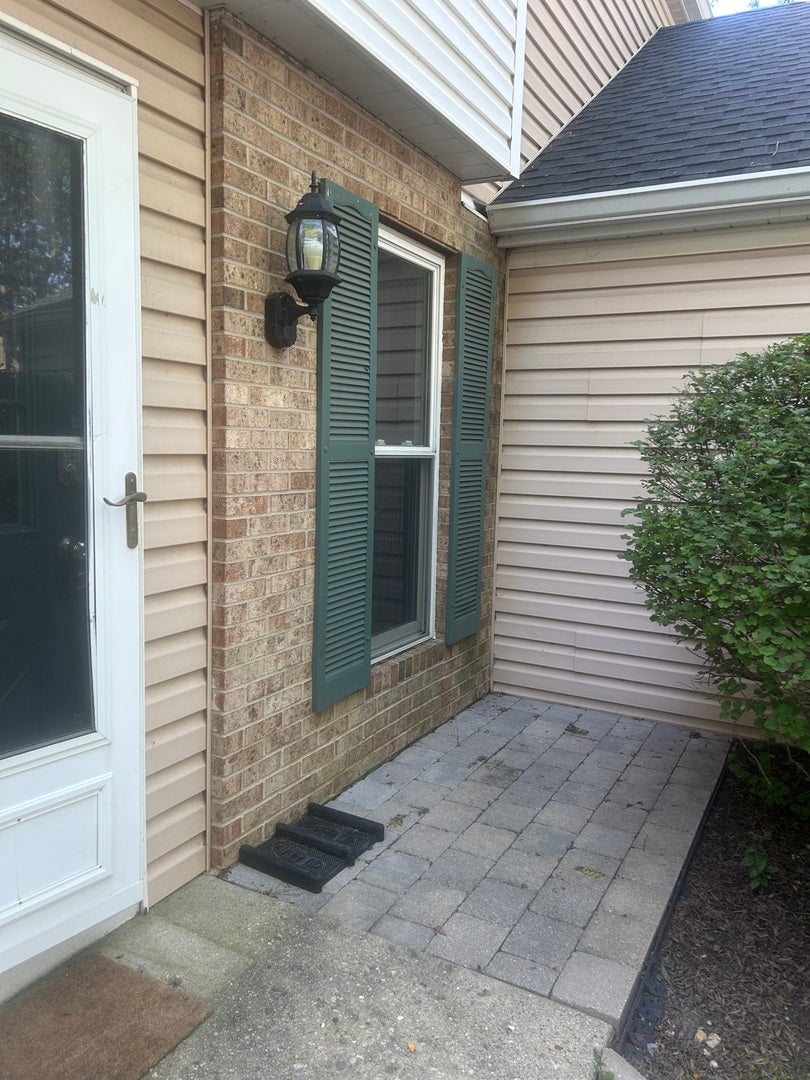2464 Devonshire Court, Aurora, IL 60502 2464 Devonshire Court, Aurora, IL 60502