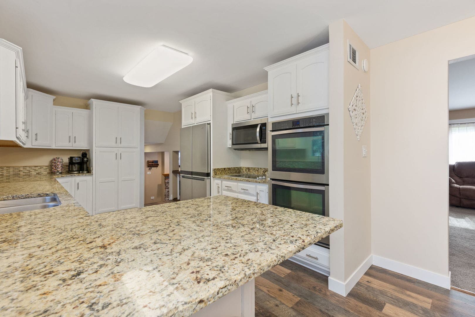 22353 S Knyghtwood Drive, Joliet, IL 60404 22353 S Knyghtwood Drive, Joliet, IL 60404