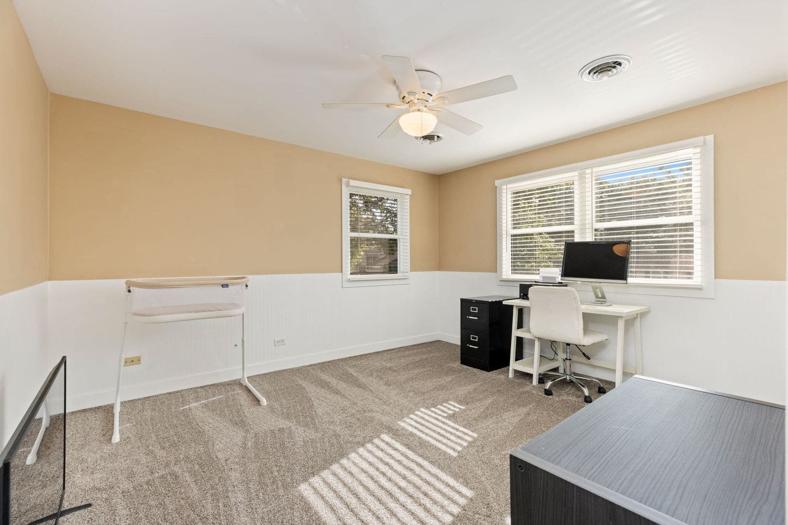 22353 S Knyghtwood Drive, Joliet, IL 60404 22353 S Knyghtwood Drive, Joliet, IL 60404