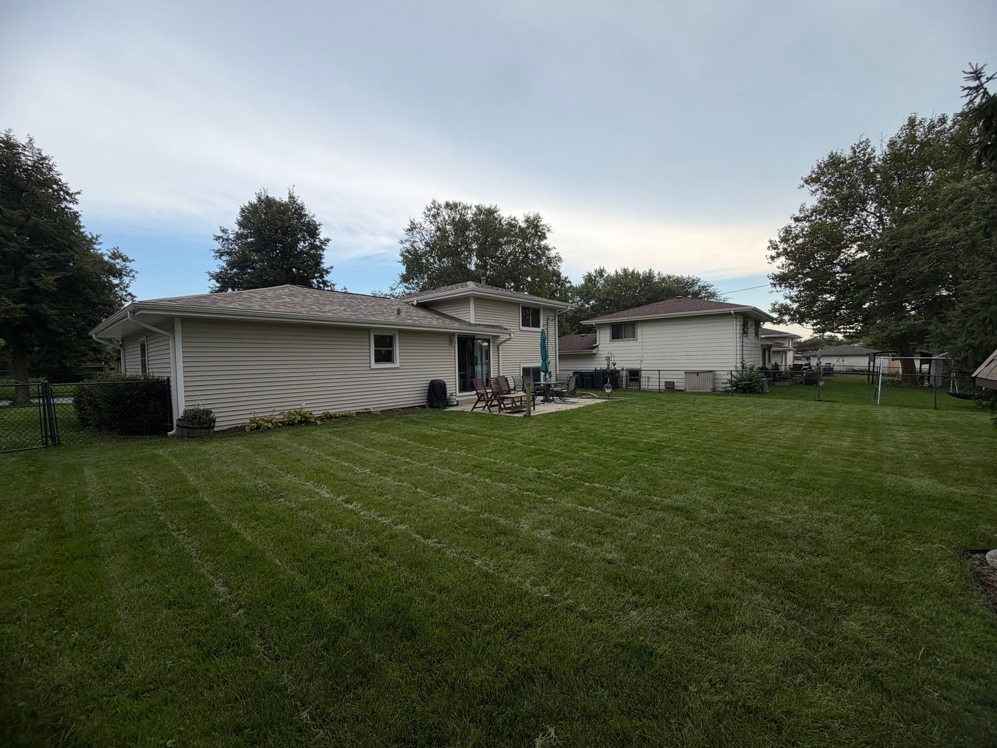 16742 Olcott Avenue, Tinley Park, IL 60477