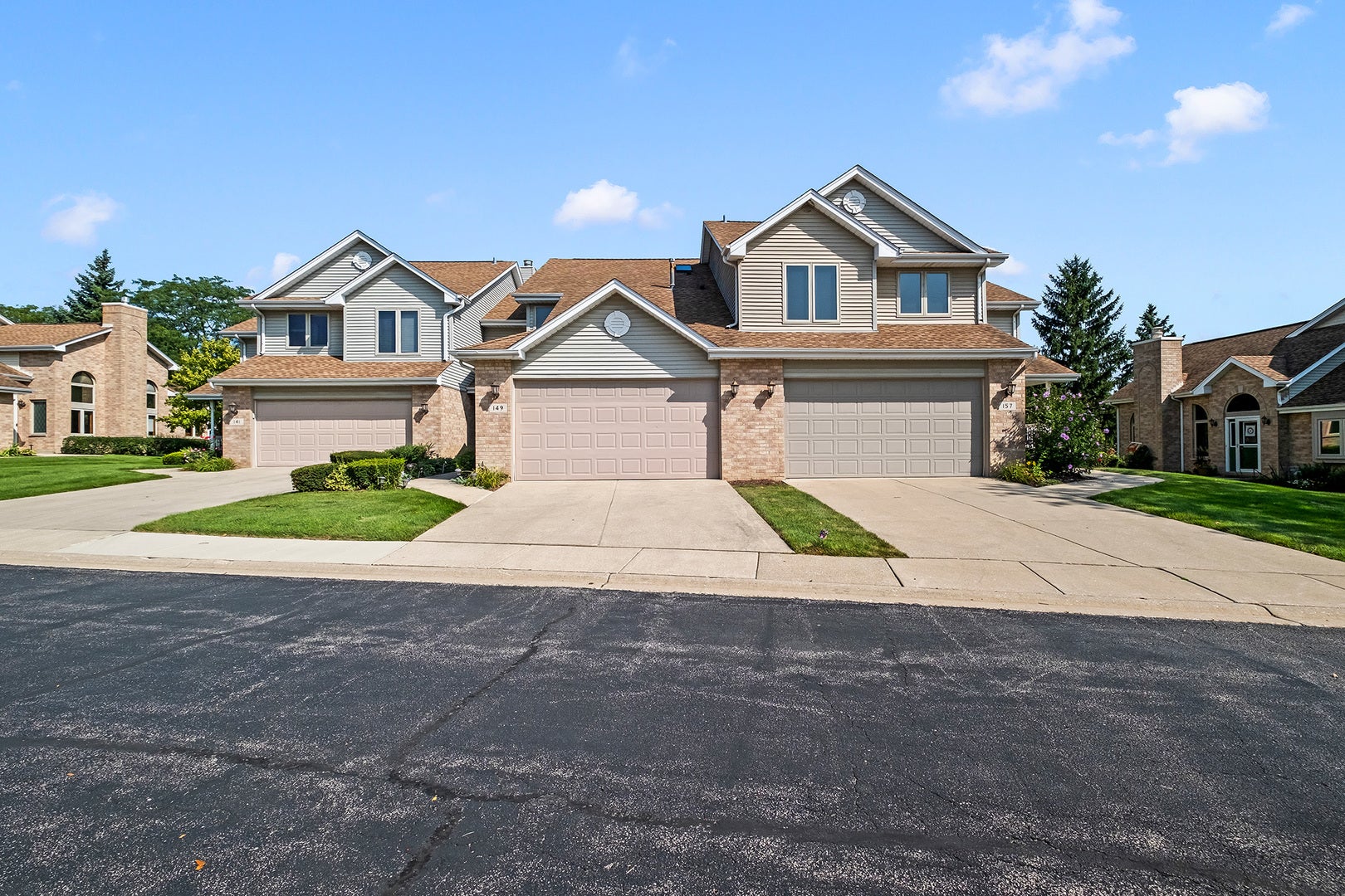 157 Harper Lane, Lemont, IL 60439 157 Harper Lane, Lemont, IL 60439
