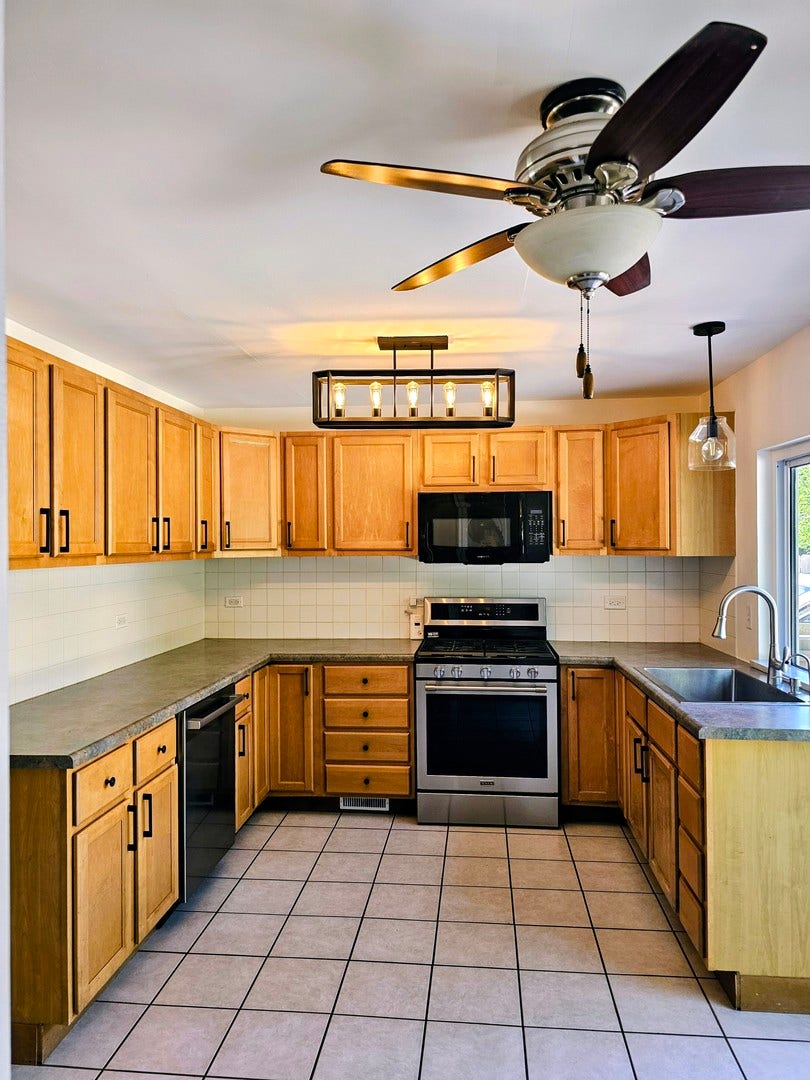 149 N Ashbury Avenue, Bolingbrook, IL 60440