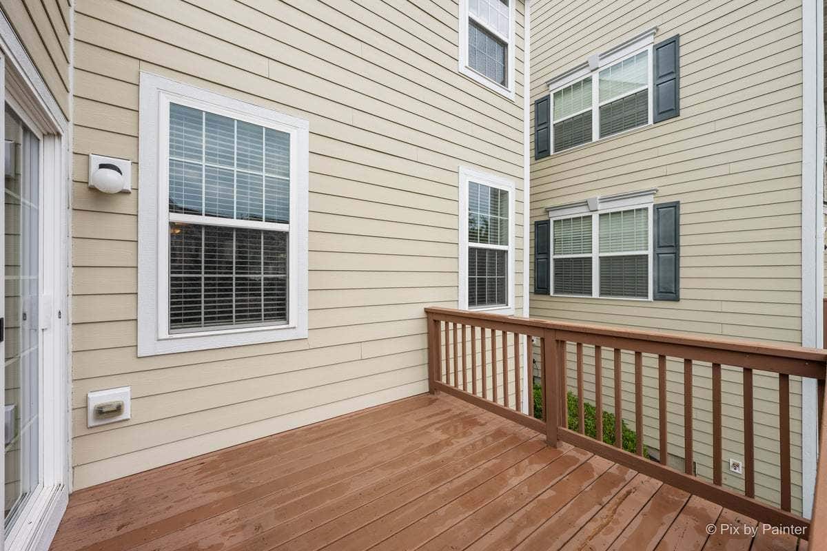 1244 Falcon Ridge Drive, Elgin, IL 60124 1244 Falcon Ridge Drive, Elgin, IL 60124