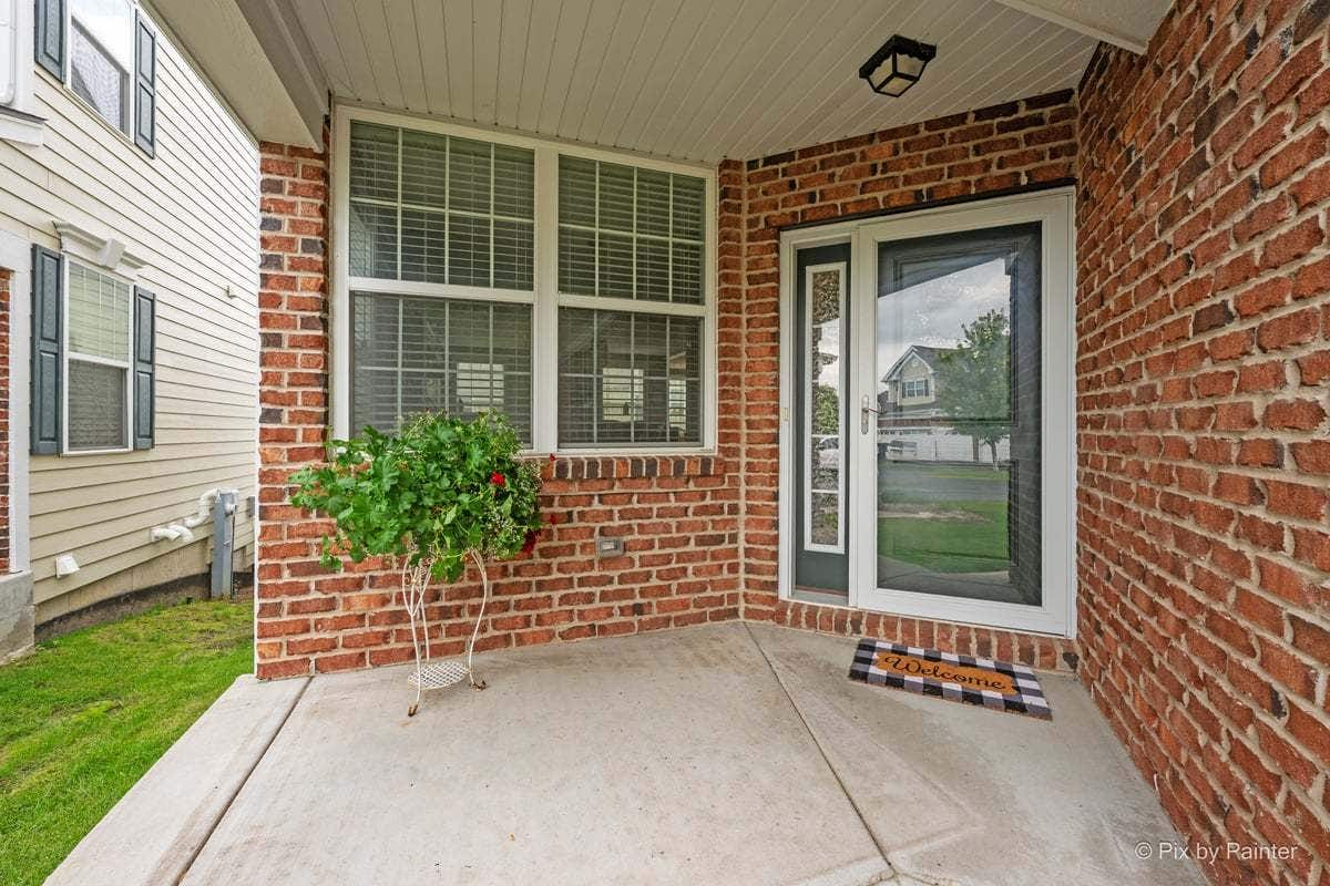 1244 Falcon Ridge Drive, Elgin, IL 60124 1244 Falcon Ridge Drive, Elgin, IL 60124
