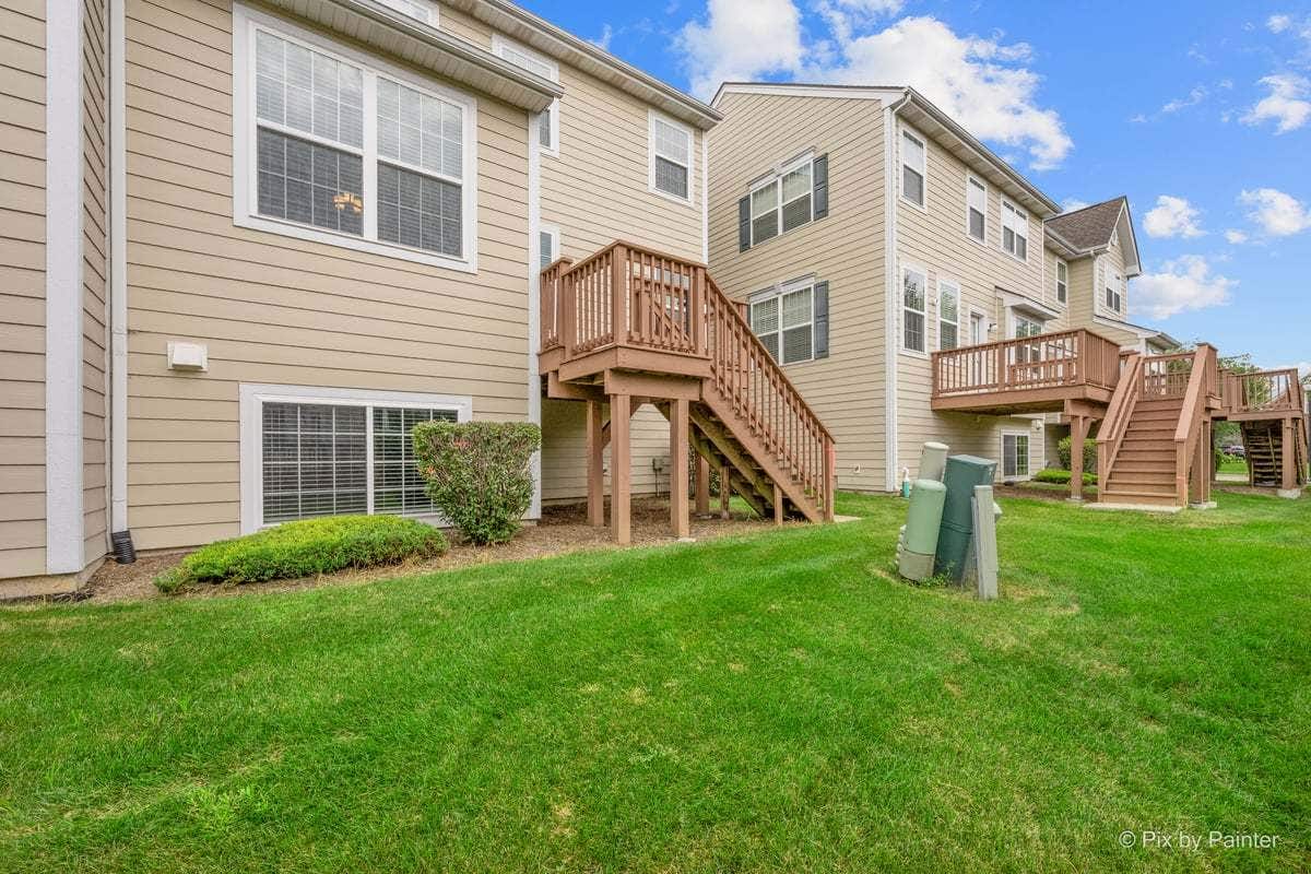 1244 Falcon Ridge Drive, Elgin, IL 60124 1244 Falcon Ridge Drive, Elgin, IL 60124