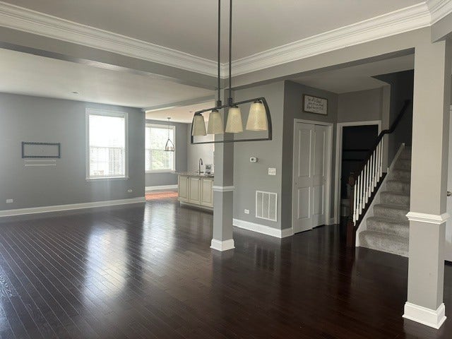 1244 Falcon Ridge Drive, Elgin, IL 60124 1244 Falcon Ridge Drive, Elgin, IL 60124