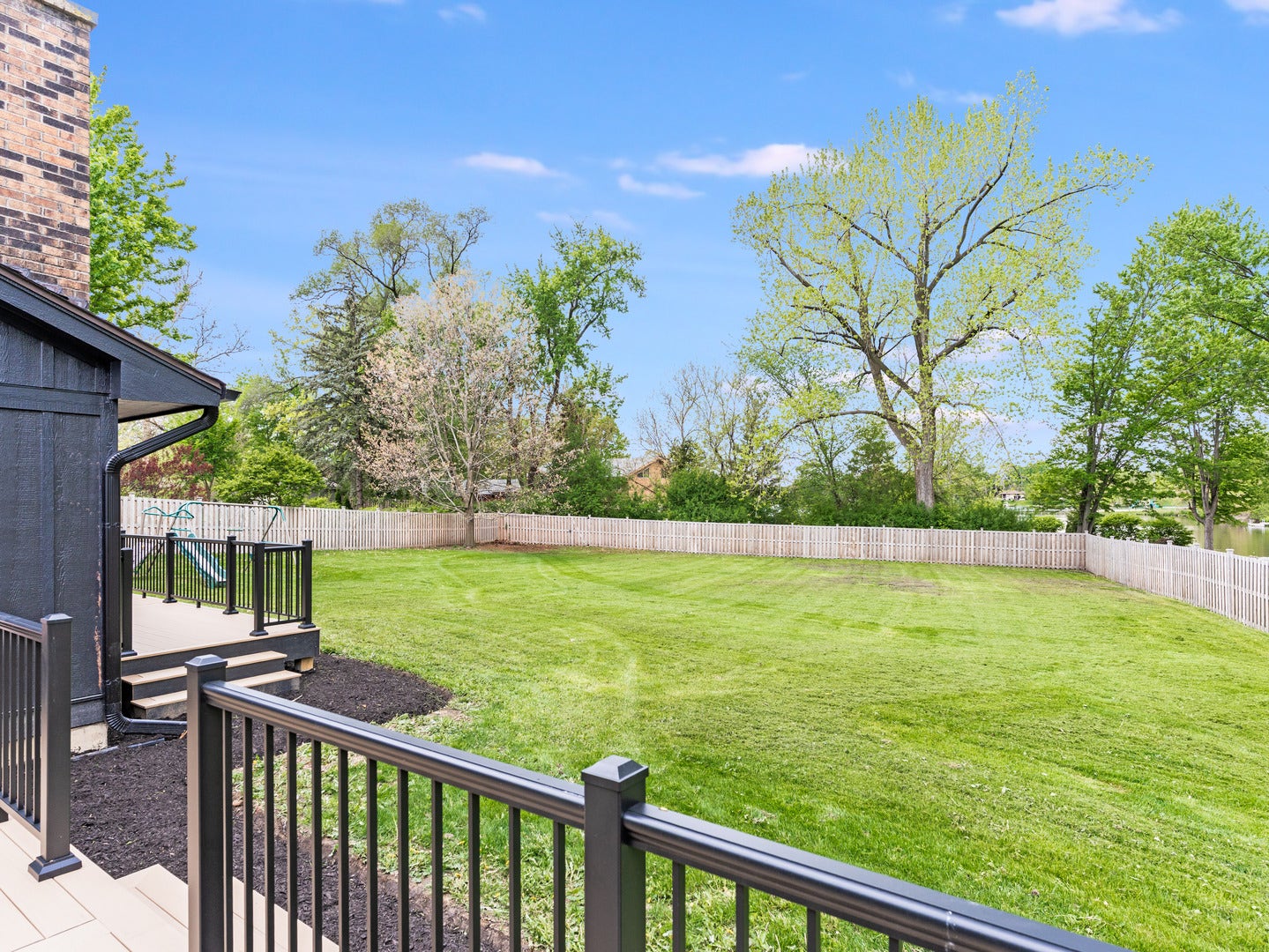 8122 Fairmount Avenue, Downers Grove, IL 60516 8122 Fairmount Avenue, Downers Grove, IL 60516