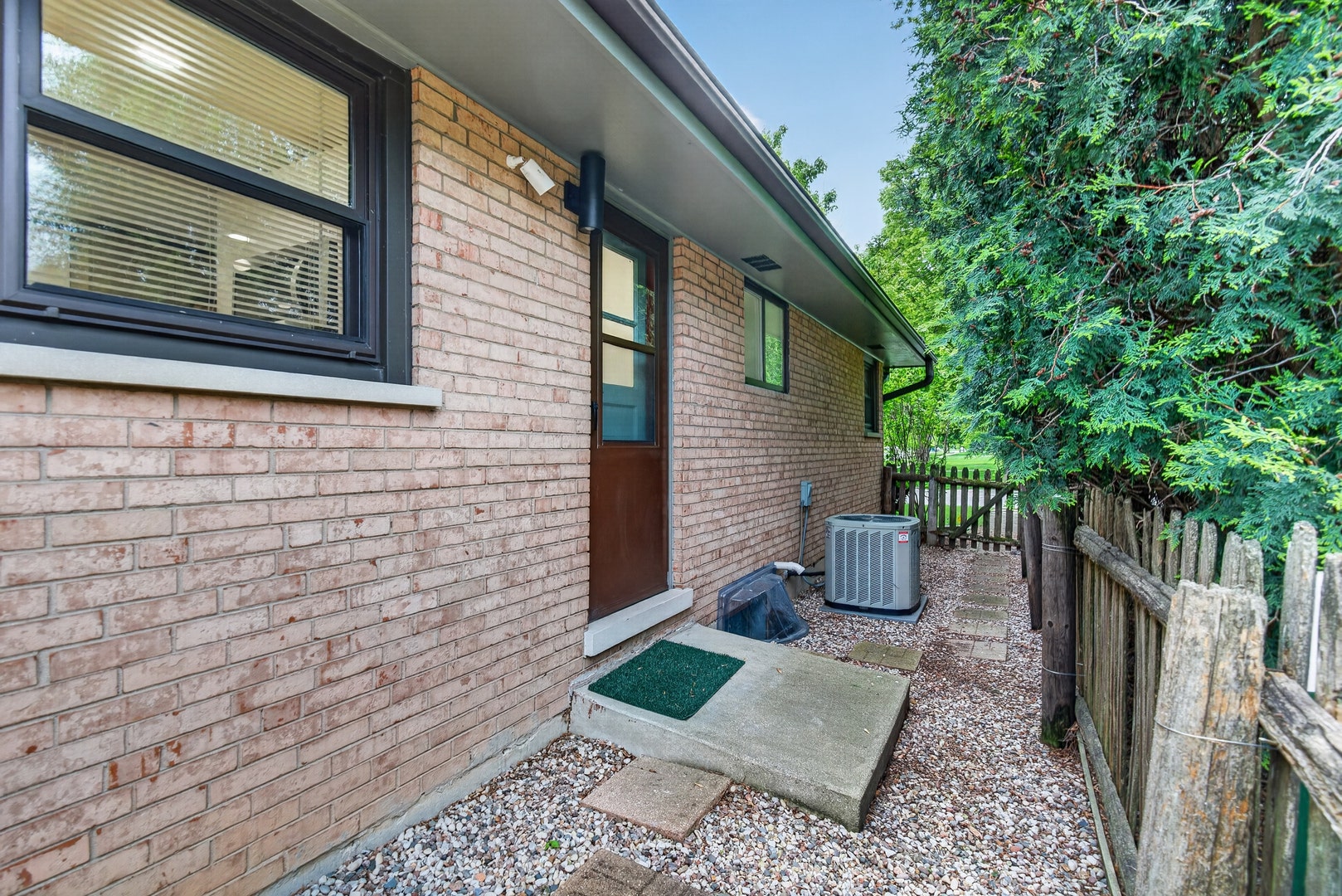516 ELDON Place, Downers Grove, IL 60516 516 ELDON Place, Downers Grove, IL 60516
