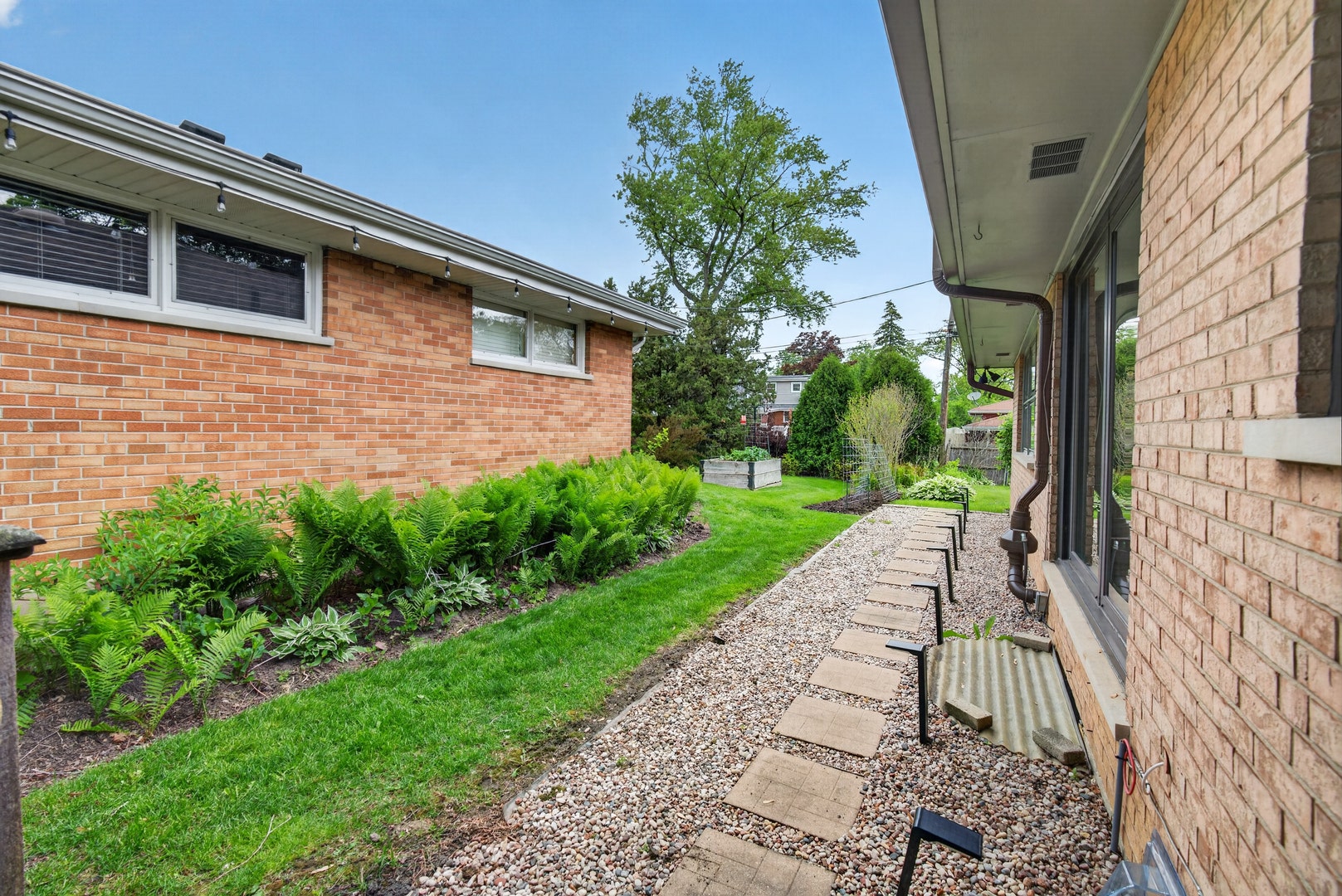 516 ELDON Place, Downers Grove, IL 60516 516 ELDON Place, Downers Grove, IL 60516