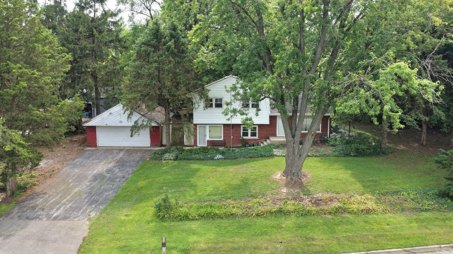 Property photo for 318 N Maple Street, Frankfort, IL