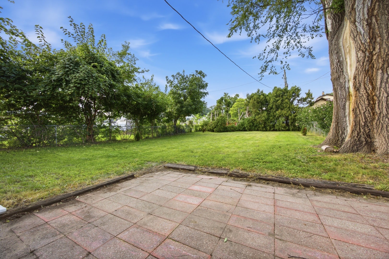 684 Cooper Avenue, Elgin, IL 60120