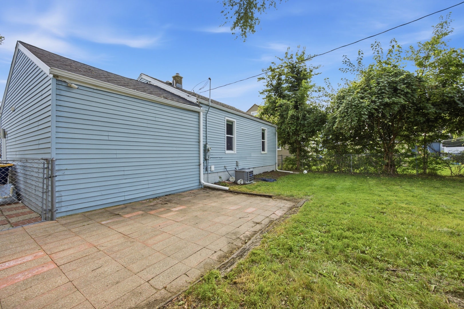 684 Cooper Avenue, Elgin, IL 60120