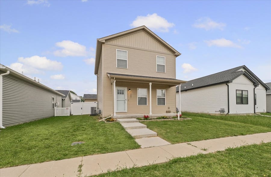 Property photo for 1301 Ogelthorpe Avenue, Urbana, IL