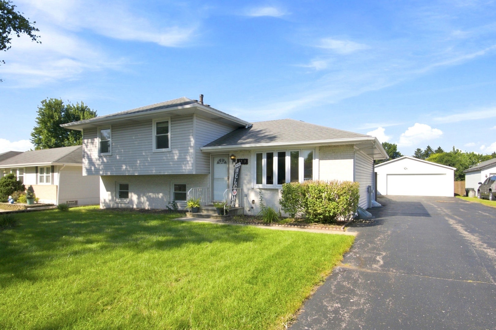 1713 Bataan Street, Joliet, IL 60435