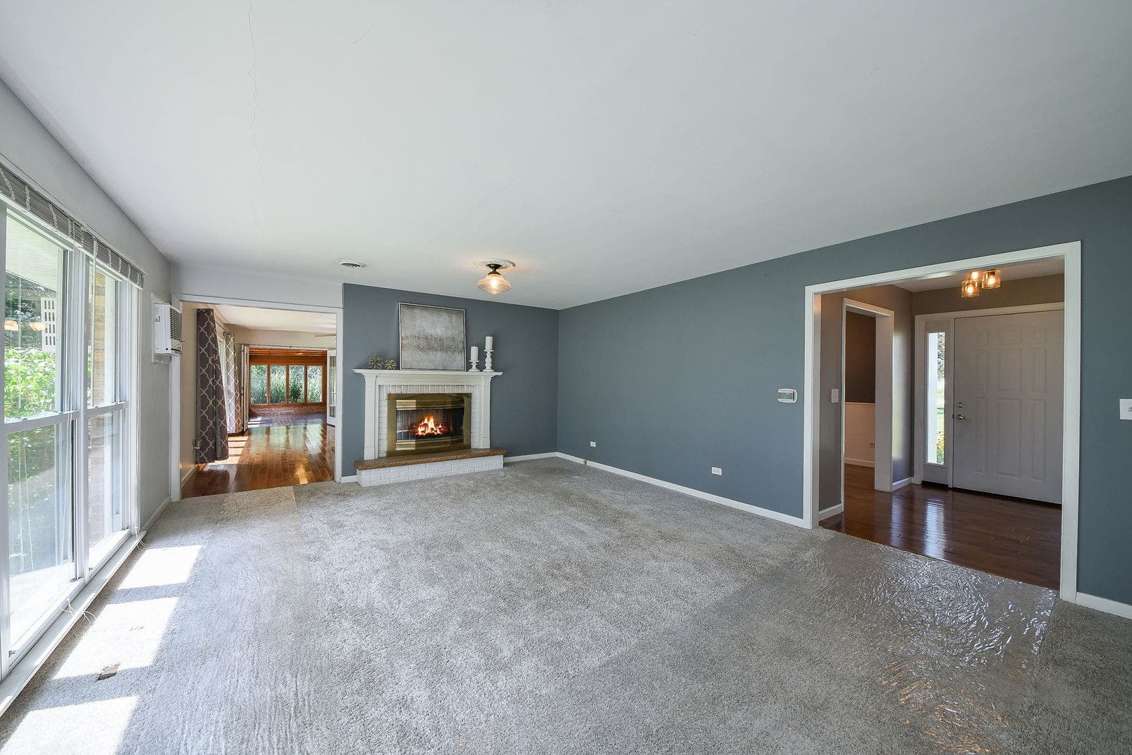 1125 Forest Drive, Elgin, IL 60123 1125 Forest Drive, Elgin, IL 60123