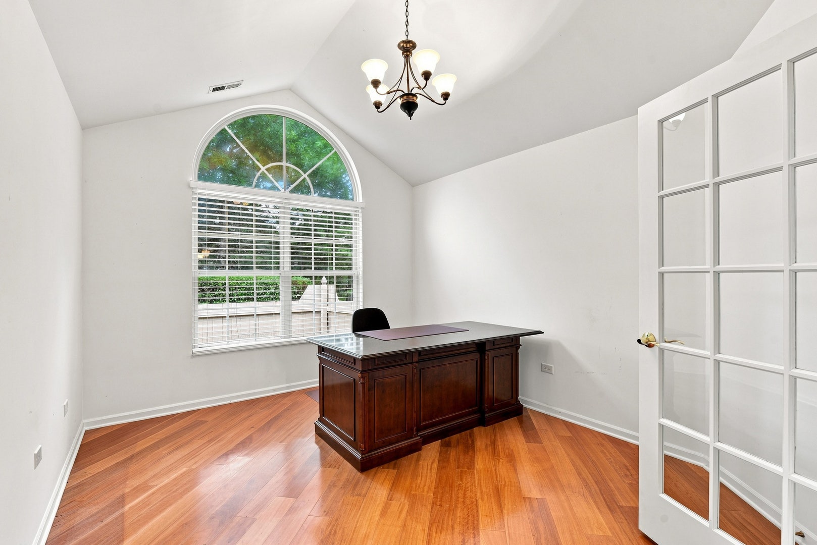 3335 Timbers Edge Circle, Joliet, IL 60431 Study/Office - a possible 3rd bedroom