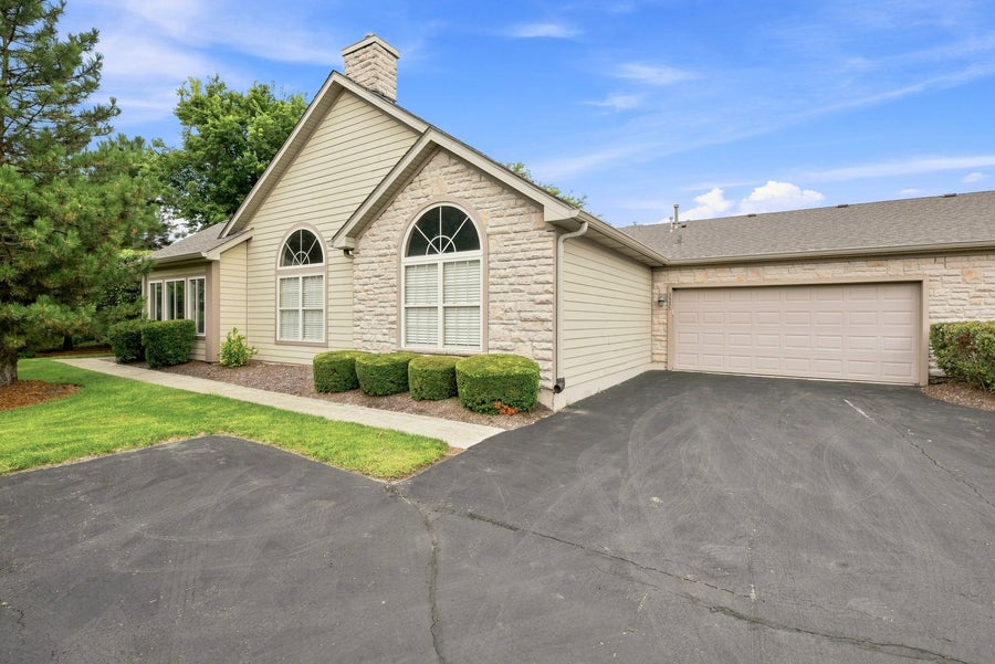 Property photo for 3335 Timbers Edge Circle, Joliet, IL