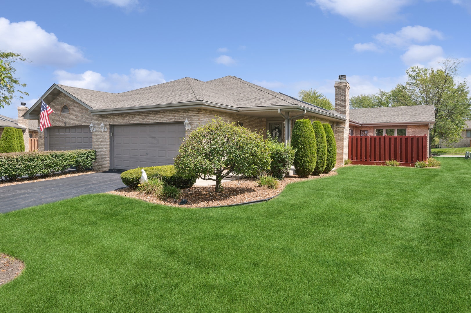 17329 S Carlyle Court, Tinley Park, IL 60487
