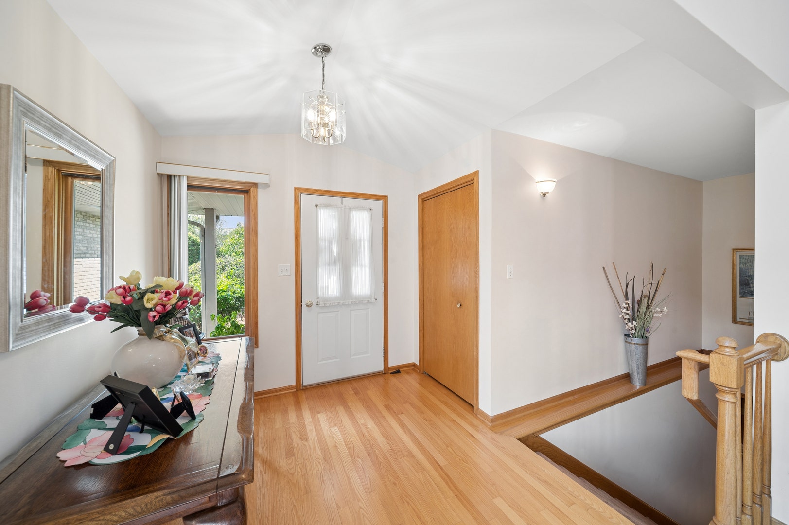 17329 S Carlyle Court, Tinley Park, IL 60487