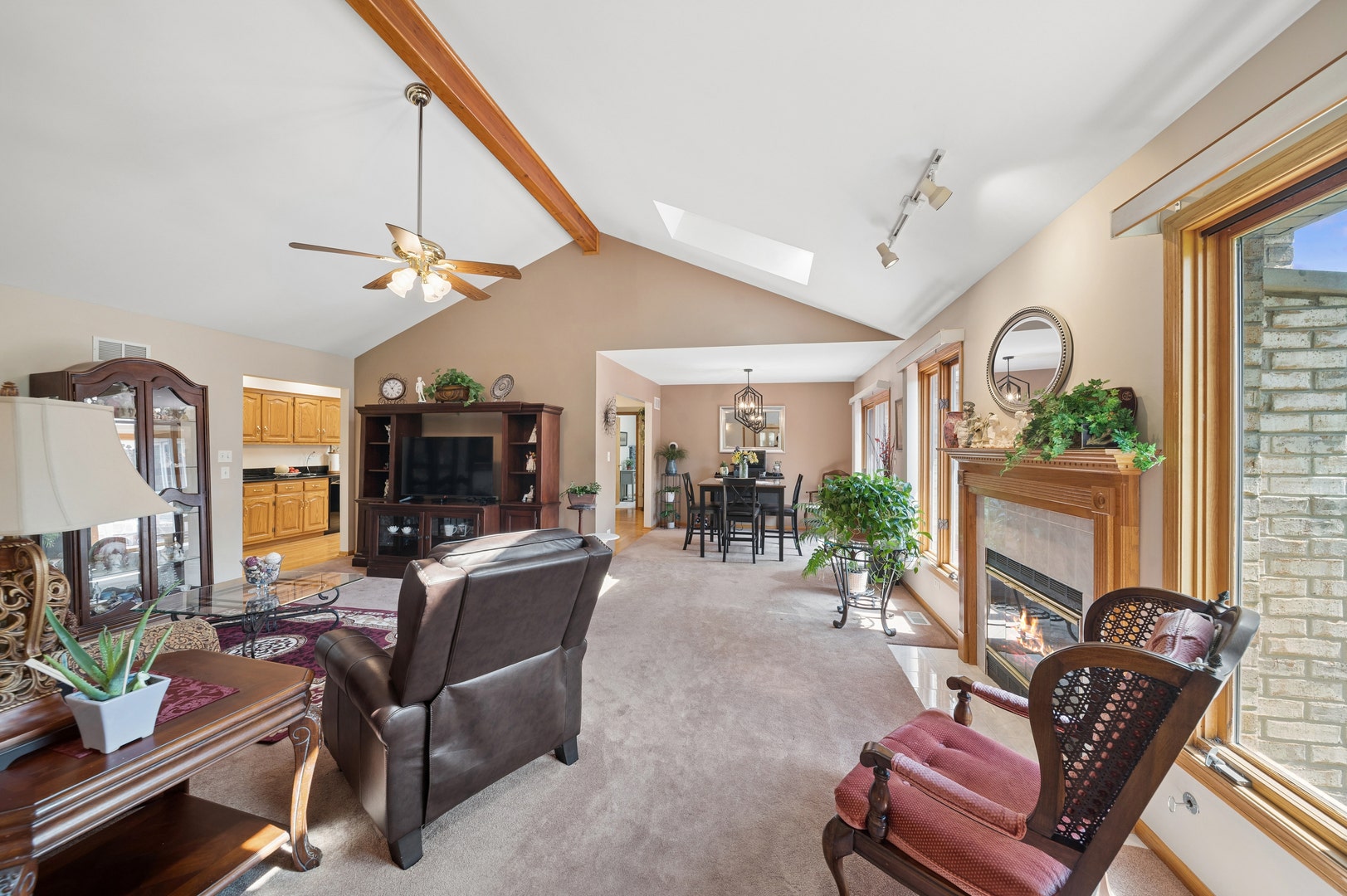 17329 S Carlyle Court, Tinley Park, IL 60487