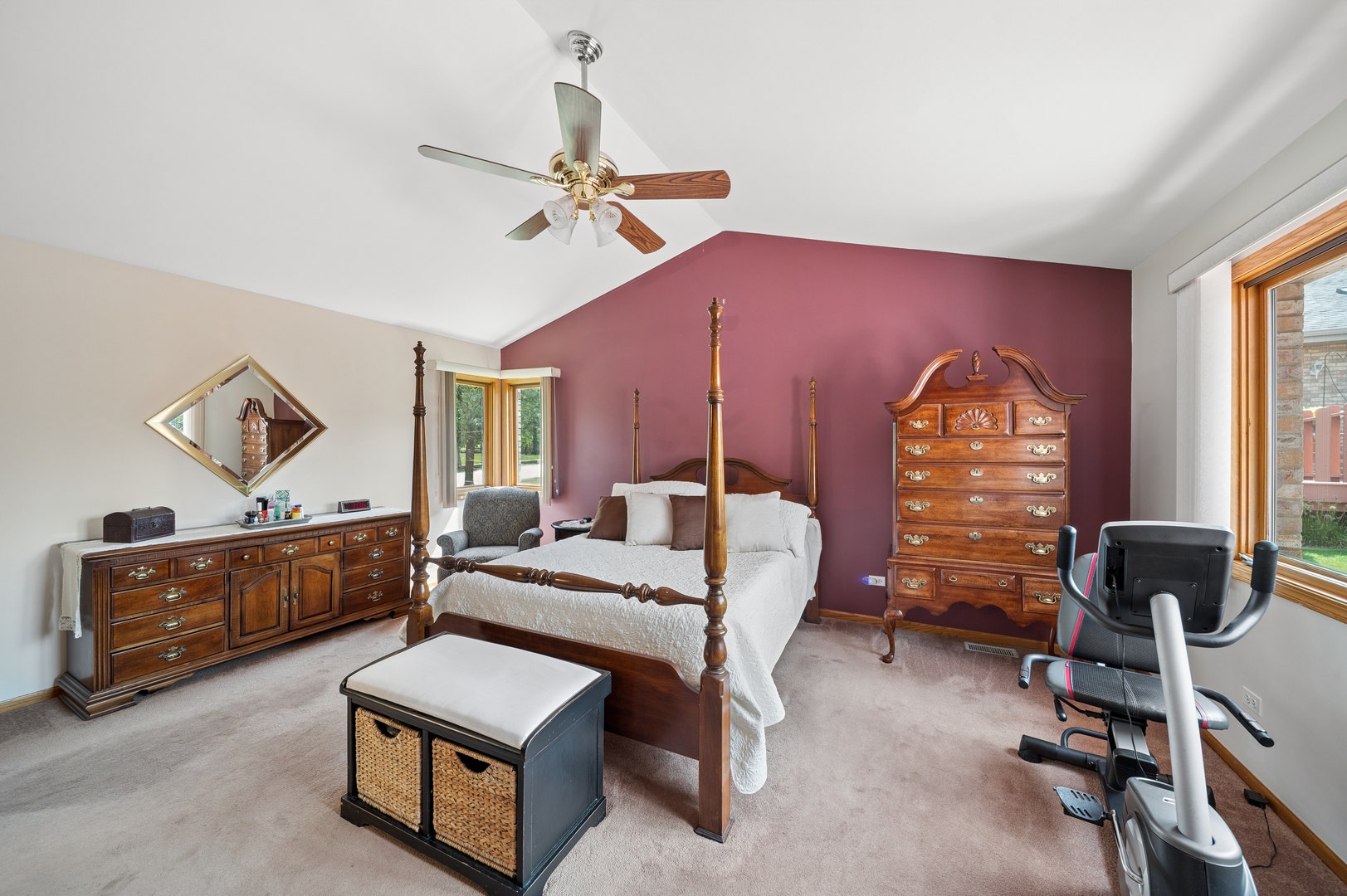17329 S Carlyle Court, Tinley Park, IL 60487
