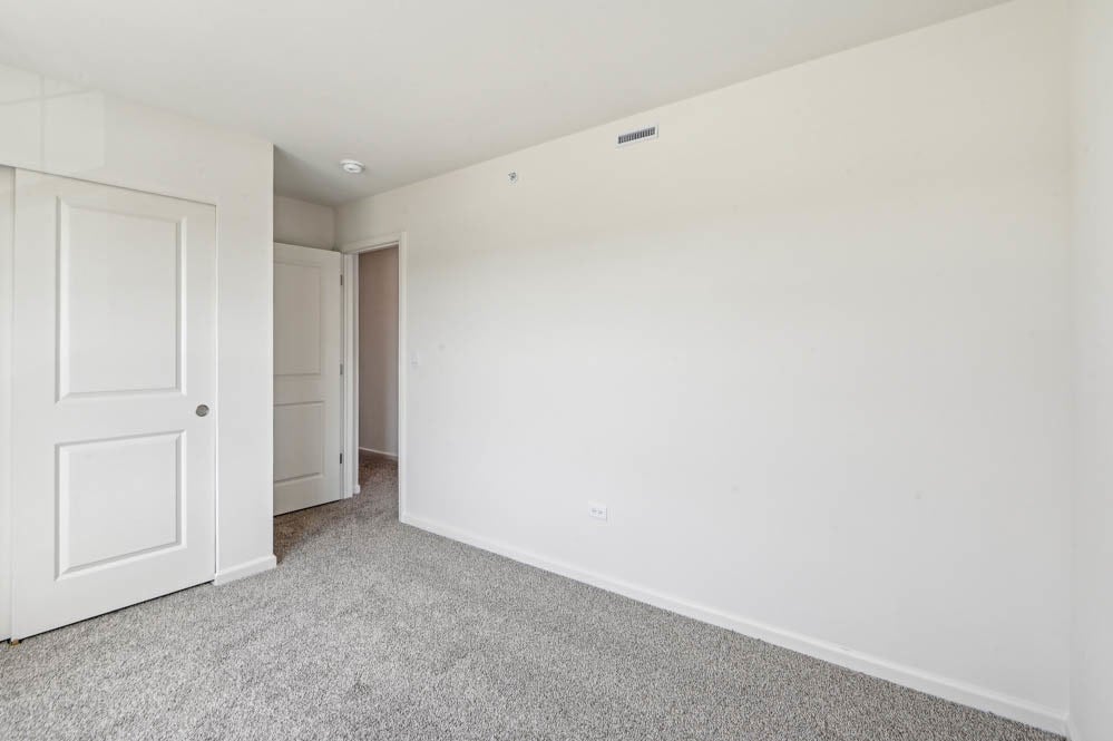 17392 Ulster Drive, Tinley Park, IL 60477 17392 Ulster Drive, Tinley Park, IL 60477